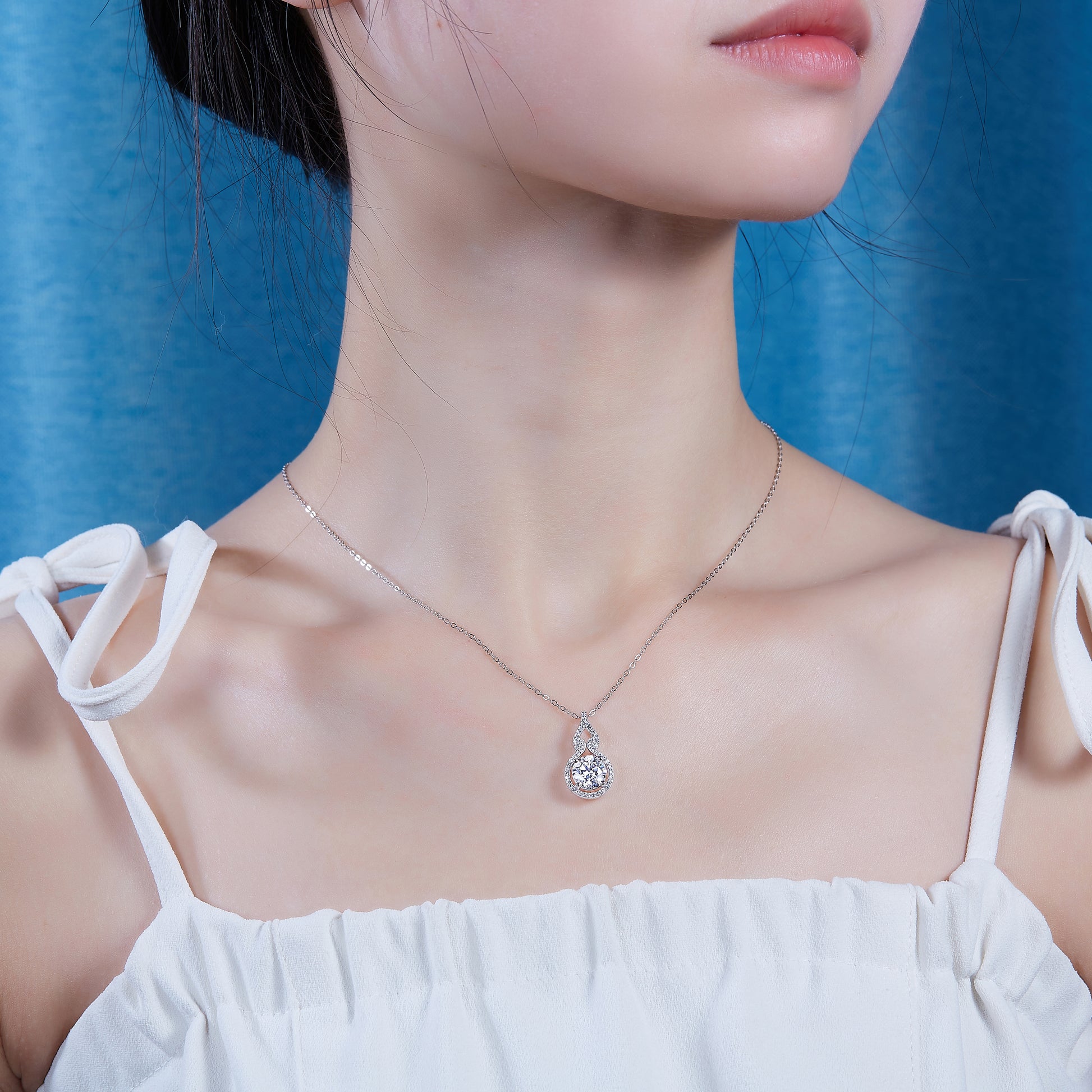 Silver-Tone Round Stone Pendant Necklace - View 5 - Smonu