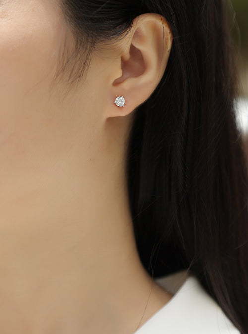 Silver-Tone Moissanite Stud Earrings 4-Prong Round